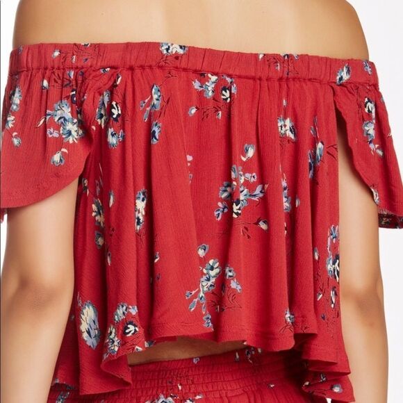 RAGA Sangria Floral Flutter Top - Picture 2 of 8